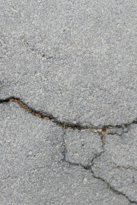 crack filling asphalt