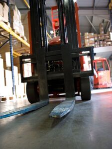 renting forklift