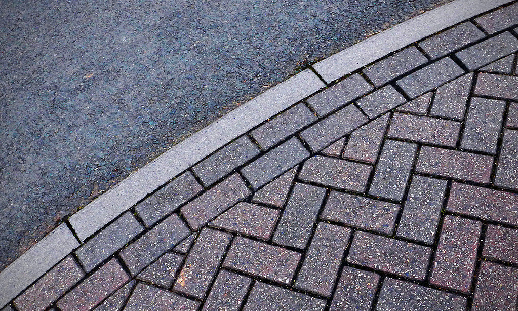 driveway edging ideas